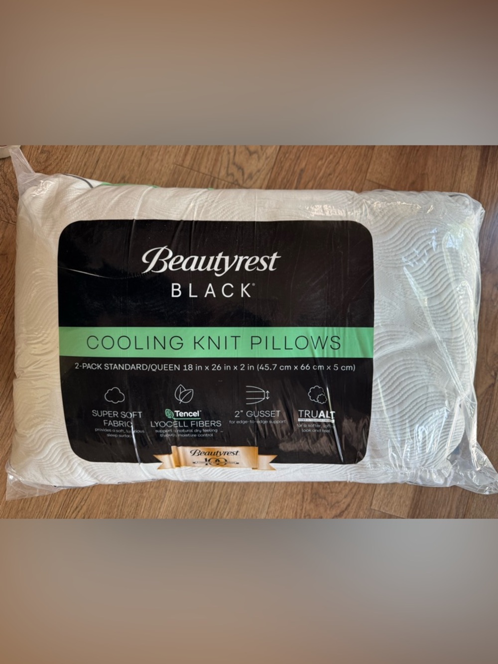 🎉LAST CHANCE🎉BEAUTYREST BLACK
2pk Luxurious CoolingKnit Down Alternative Pillows - Picture 10 of 12